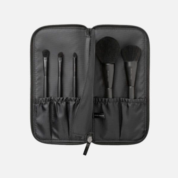 Set Esencial de Brochas con estuche Mary Kay®
